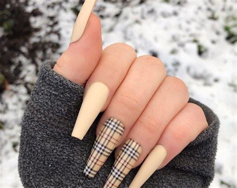 burberry nails art|TOP 1O: Best Burberry Nail Design Ideas .